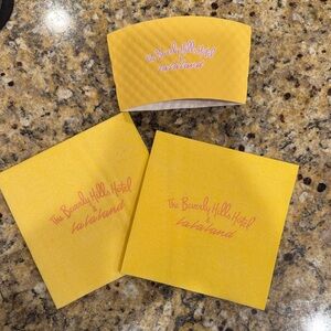 La La Land x Beverly Hills Hotel Cup Holder and Napkins